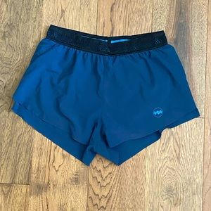 Janji - Women’s 3” AFO Middle Short in blue - size S